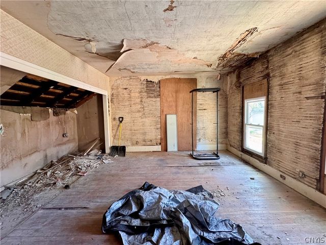 20 Venice Street, Auburn, NY 13021