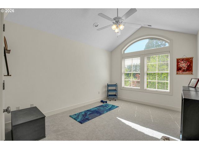 4823 IRELAND Ln, West Linn, OR 97068