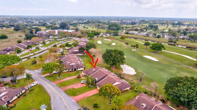 6700 Versailles Court, Lake Worth, FL 33467