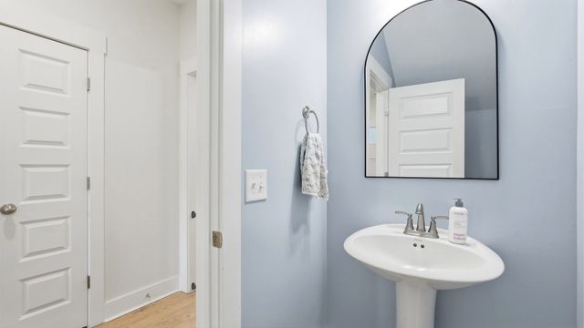 1330 Halter Park Dr, Gallatin, TN 37066