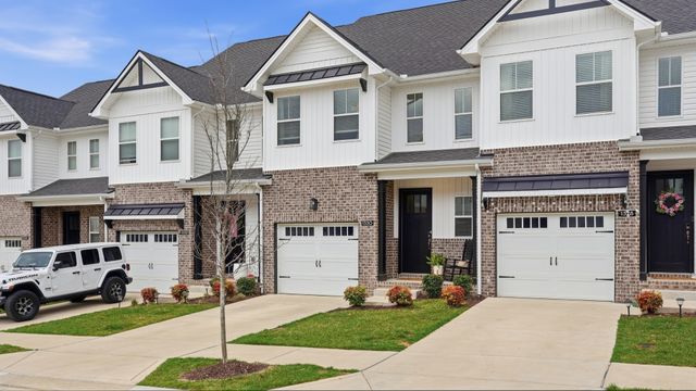 1330 Halter Park Dr, Gallatin, TN 37066