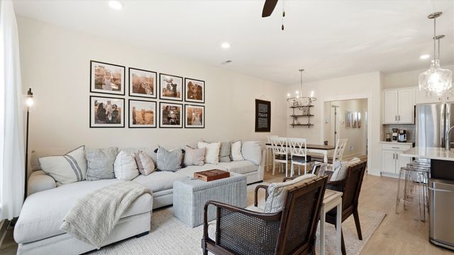 1330 Halter Park Dr, Gallatin, TN 37066