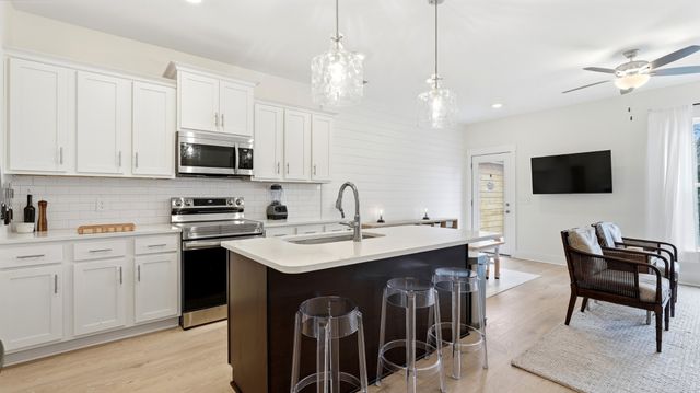 1330 Halter Park Dr, Gallatin, TN 37066