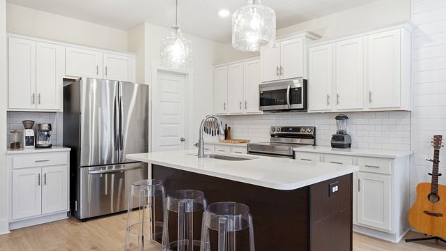 1330 Halter Park Dr, Gallatin, TN 37066