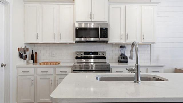 1330 Halter Park Dr, Gallatin, TN 37066