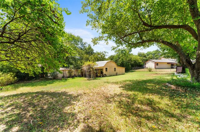 438 Parkview Drive, Duncanville, TX 75137