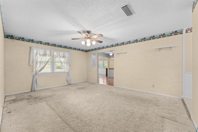 438 Parkview Drive, Duncanville, TX 75137