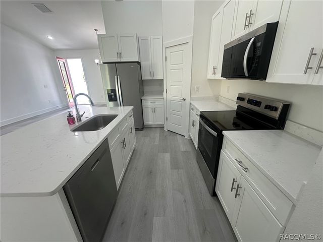 2810 W Huron Lane, Citrus Springs, FL 34434