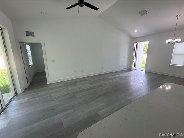 2810 W Huron Lane, Citrus Springs, FL 34434