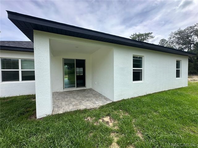 2810 W Huron Lane, Citrus Springs, FL 34434