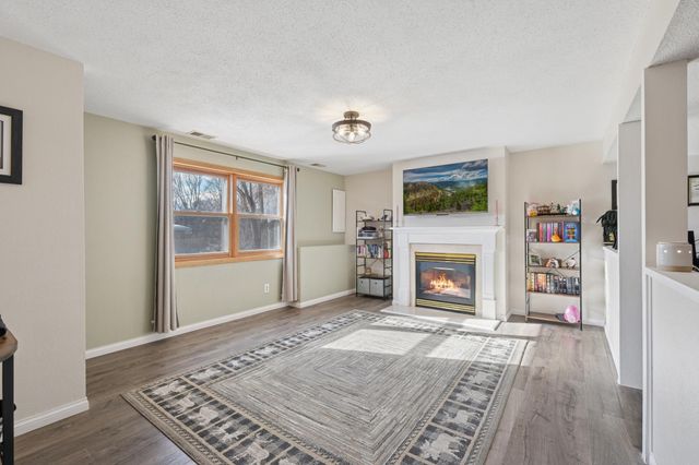 4812 Lanark Road, Mound, MN 55364