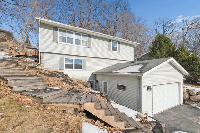 4812 Lanark Road, Mound, MN 55364