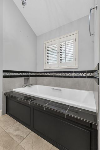 5809 S Clay Avenue, Springfield, MO 65810