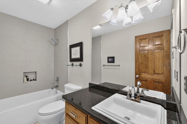 5809 S Clay Avenue, Springfield, MO 65810