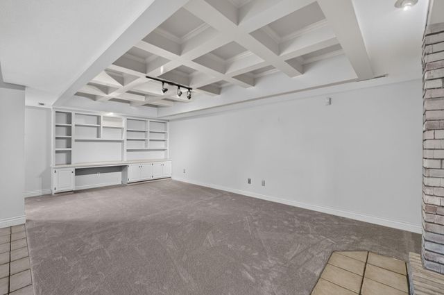 5809 S Clay Avenue, Springfield, MO 65810