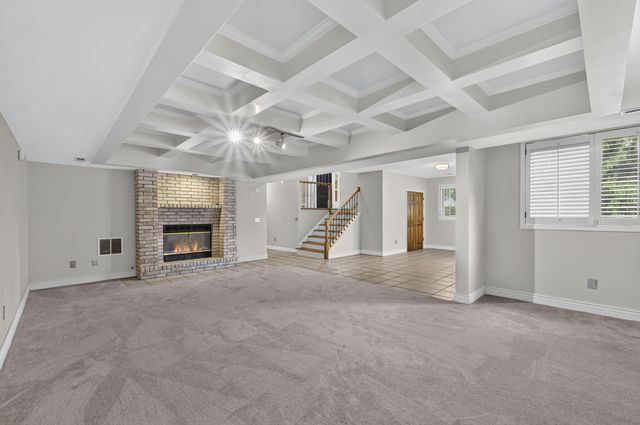 5809 S Clay Avenue, Springfield, MO 65810