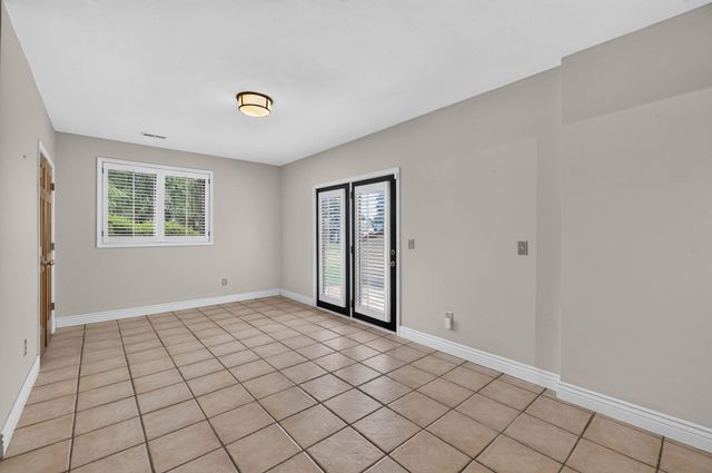 5809 S Clay Avenue, Springfield, MO 65810