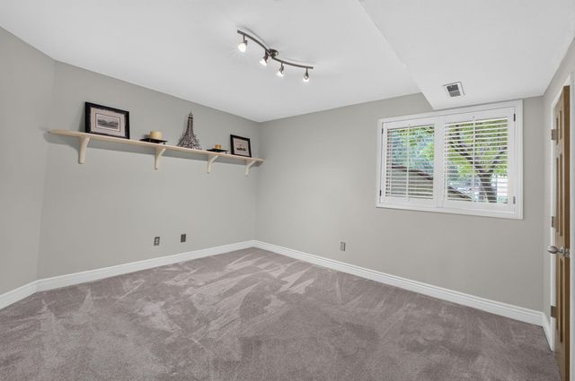 5809 S Clay Avenue, Springfield, MO 65810