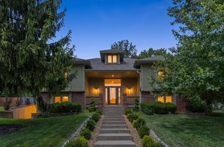 5809 S Clay Avenue, Springfield, MO 65810