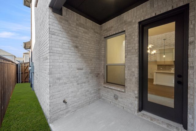 2713 Chambray Lane, Mansfield, TX 76063