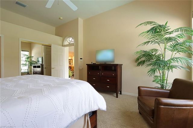 5815 PERSIMMON WAY, Naples, FL 34110