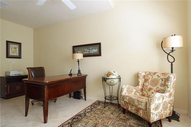 5815 PERSIMMON WAY, Naples, FL 34110