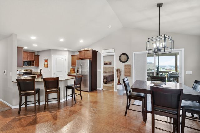 14408 Greenbelt Drive, Urbandale, IA 50323