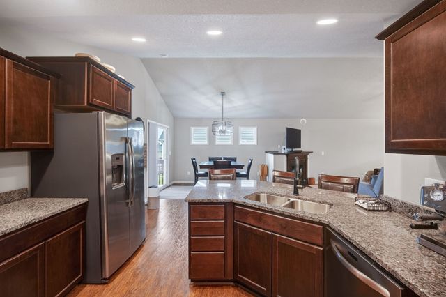 14408 Greenbelt Drive, Urbandale, IA 50323
