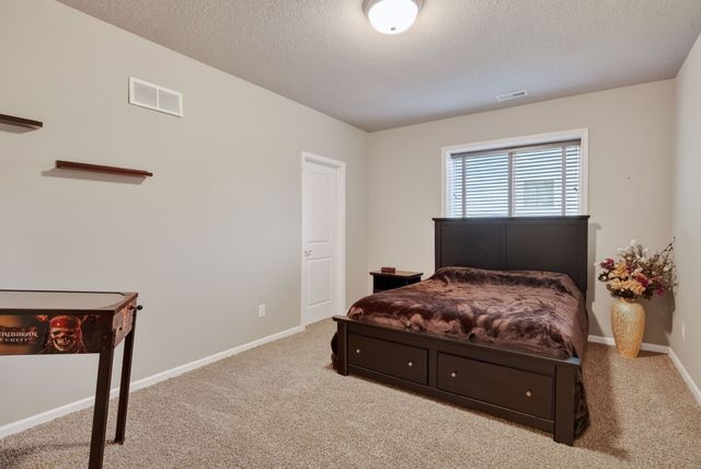 14408 Greenbelt Drive, Urbandale, IA 50323