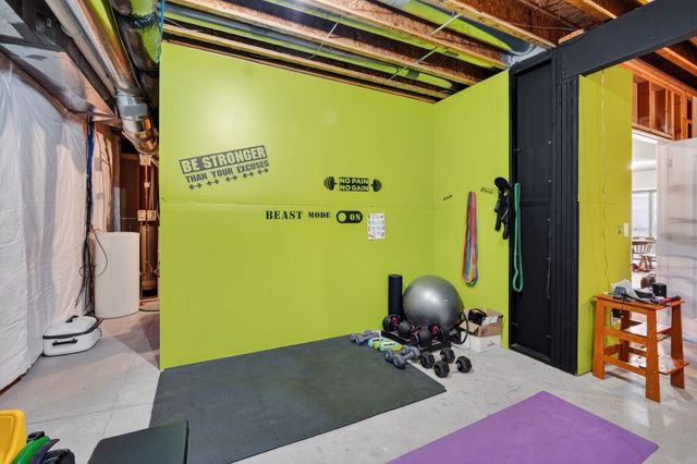 14408 Greenbelt Drive, Urbandale, IA 50323