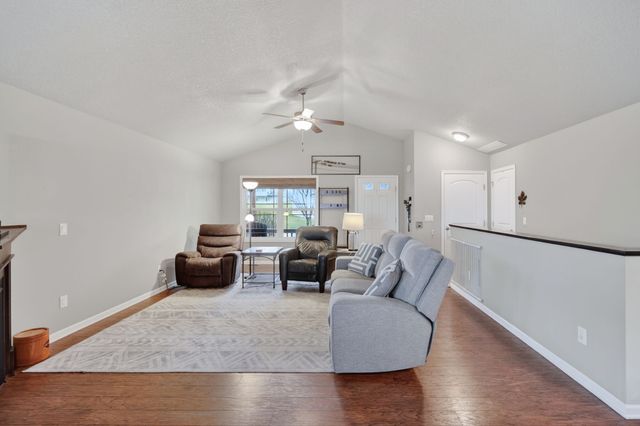 14408 Greenbelt Drive, Urbandale, IA 50323