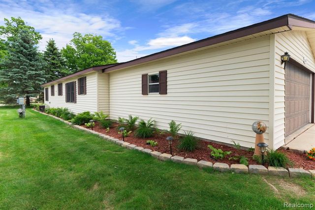 704 Webber Court, Linden, MI 48451