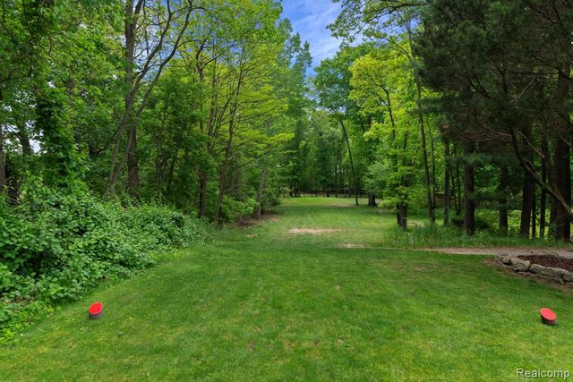 704 Webber Court, Linden, MI 48451