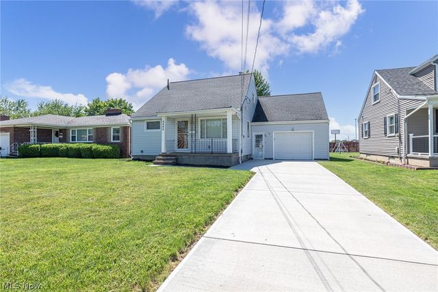 3264 Estelle Avenue, Lorain, OH 44052