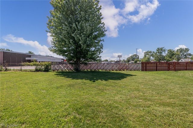 3264 Estelle Avenue, Lorain, OH 44052