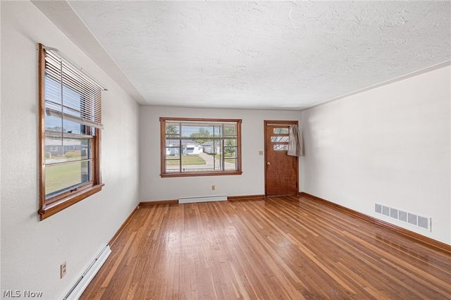 3264 Estelle Avenue, Lorain, OH 44052