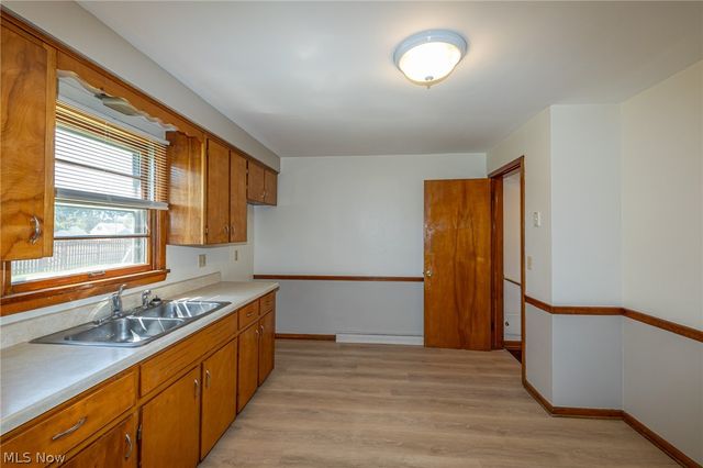 3264 Estelle Avenue, Lorain, OH 44052