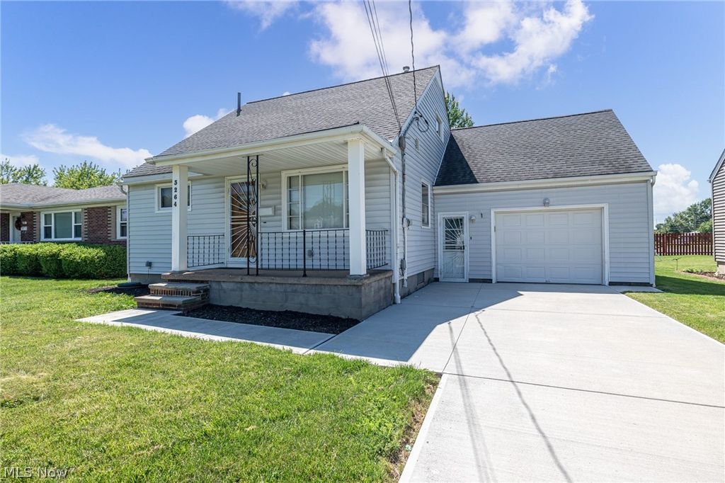 3264 Estelle Avenue, Lorain, OH 44052
