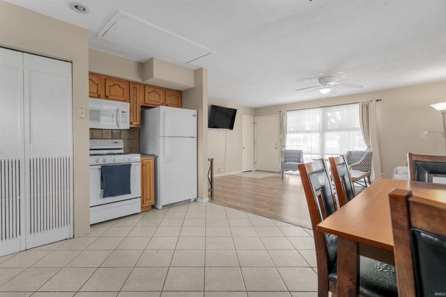 3220 Rexford Drive, South Bend, IN 46615
