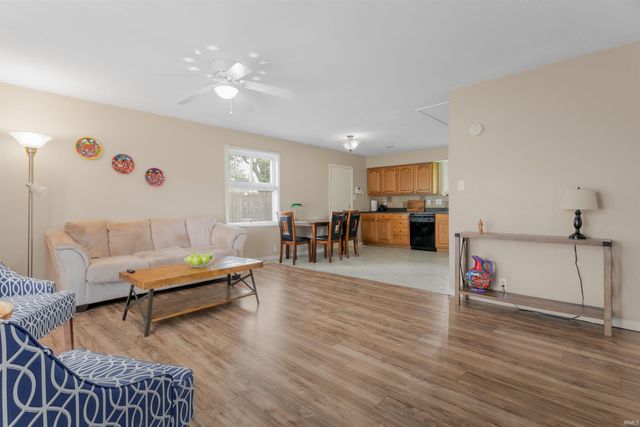 3220 Rexford Drive, South Bend, IN 46615