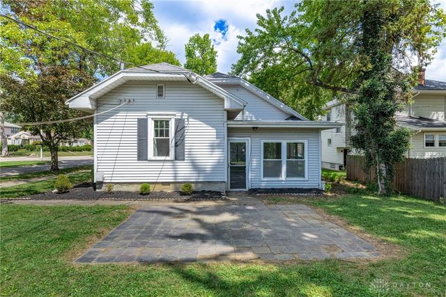 202 Corona Avenue, Oakwood, OH 45419