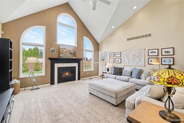 5143 Territorial Road, Grand Blanc, MI 48439