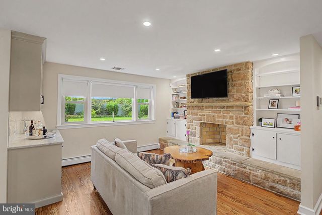 830 GREGORY RD, Rydal, PA 19046