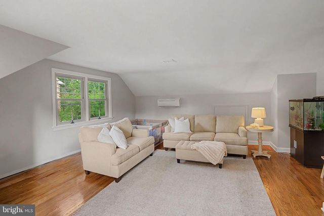 830 GREGORY RD, Rydal, PA 19046