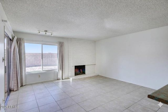 11040 S TOMAH Street, Phoenix, AZ 85044