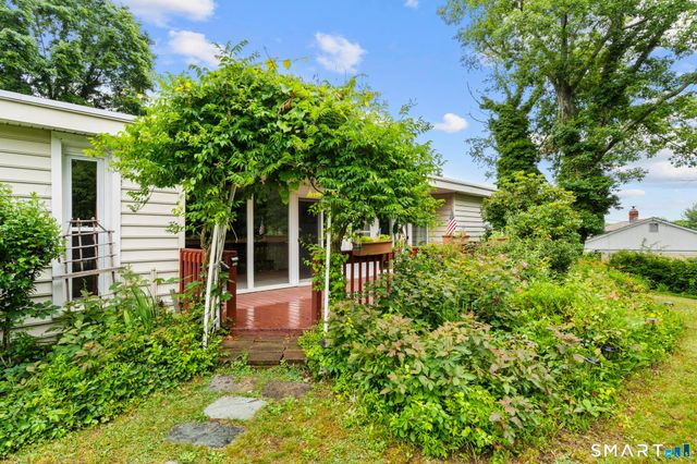 51 Orchard Hill Road, Branford, CT 06405
