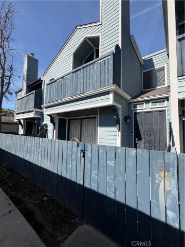 7312 Quill Dr 18, Downey, CA 90242