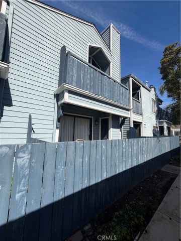 7312 Quill Dr 18, Downey, CA 90242