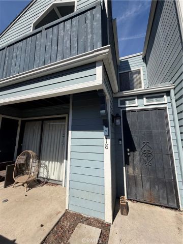 7312 Quill Dr 18, Downey, CA 90242