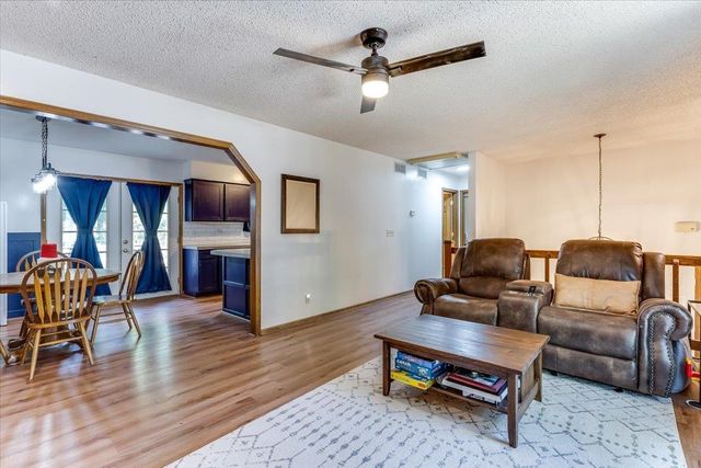 1703 N Skyview, Wichita, KS 67212